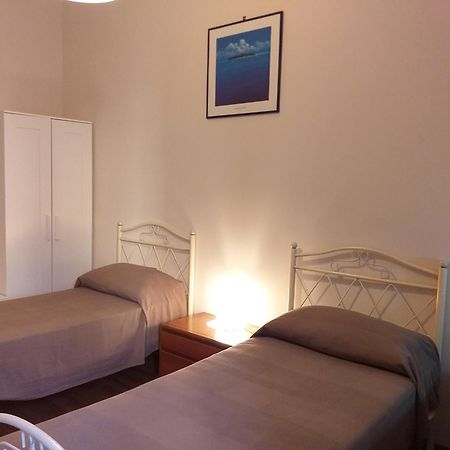 Relax In Centro Bed & Breakfast Naples Exterior photo